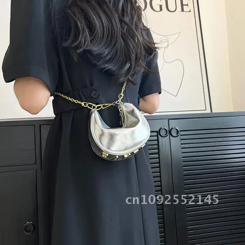 Summer Bright Leather Crossbody Pleated For Women Luxury Designer Bag Bags Small Handbags Dumpling Mini Bag Purse Women
Summer Bright Leather Crossbody Pleated For Women Luxury Designer Bag Bags Small Handbags Dumpling Mini Bag Purse Women