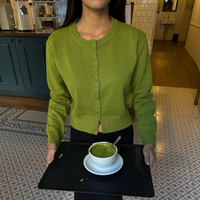 2026 Autumn New Soft Elegant Gentle Bright Color Short Knitted Cardigan for Women
2026 Autumn New Soft Elegant Gentle Bright Color Short Knitted Cardigan for Women