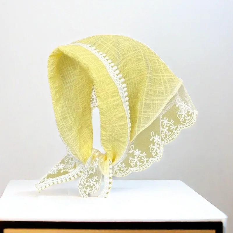 Women's Lace Triangle Scarf Lightweight French Retro Headscarf Summer Pastoral Style Head Wrap Veil Accessory
Women's Lace Triangle Scarf Lightweight French Retro Headscarf Summer Pastoral Style Head Wrap Veil Accessory