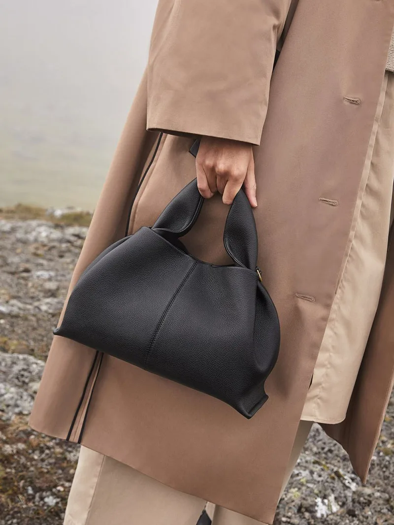 Designer Shoulder Bags Luxury Soft Pu Leather Lady Underarm Bag Fashion Ruched Women Handbags Trend Small Tote Bag
Designer Shoulder Bags Luxury Soft Pu Leather Lady Underarm Bag Fashion Ruched Women Handbags Trend Small Tote Bag