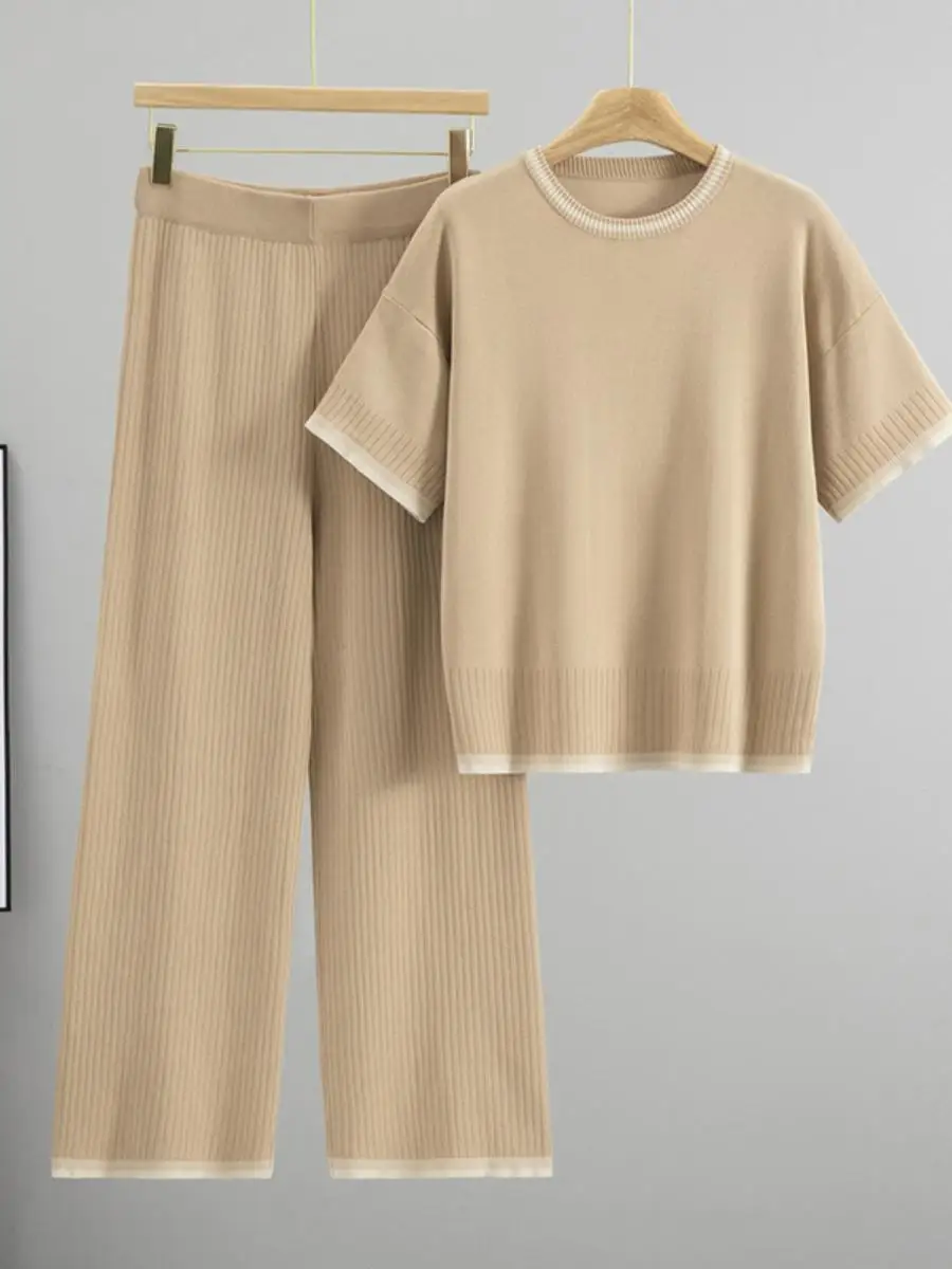 Fashionable Knitted Summer Set Women's Short Sleeve Top Casual Wide Leg Pants Three-Quarter Sleeve Long Pants Commute Style
Fashionable Knitted Summer Set Women's Short Sleeve Top Casual Wide Leg Pants Three-Quarter Sleeve Long Pants Commute Style