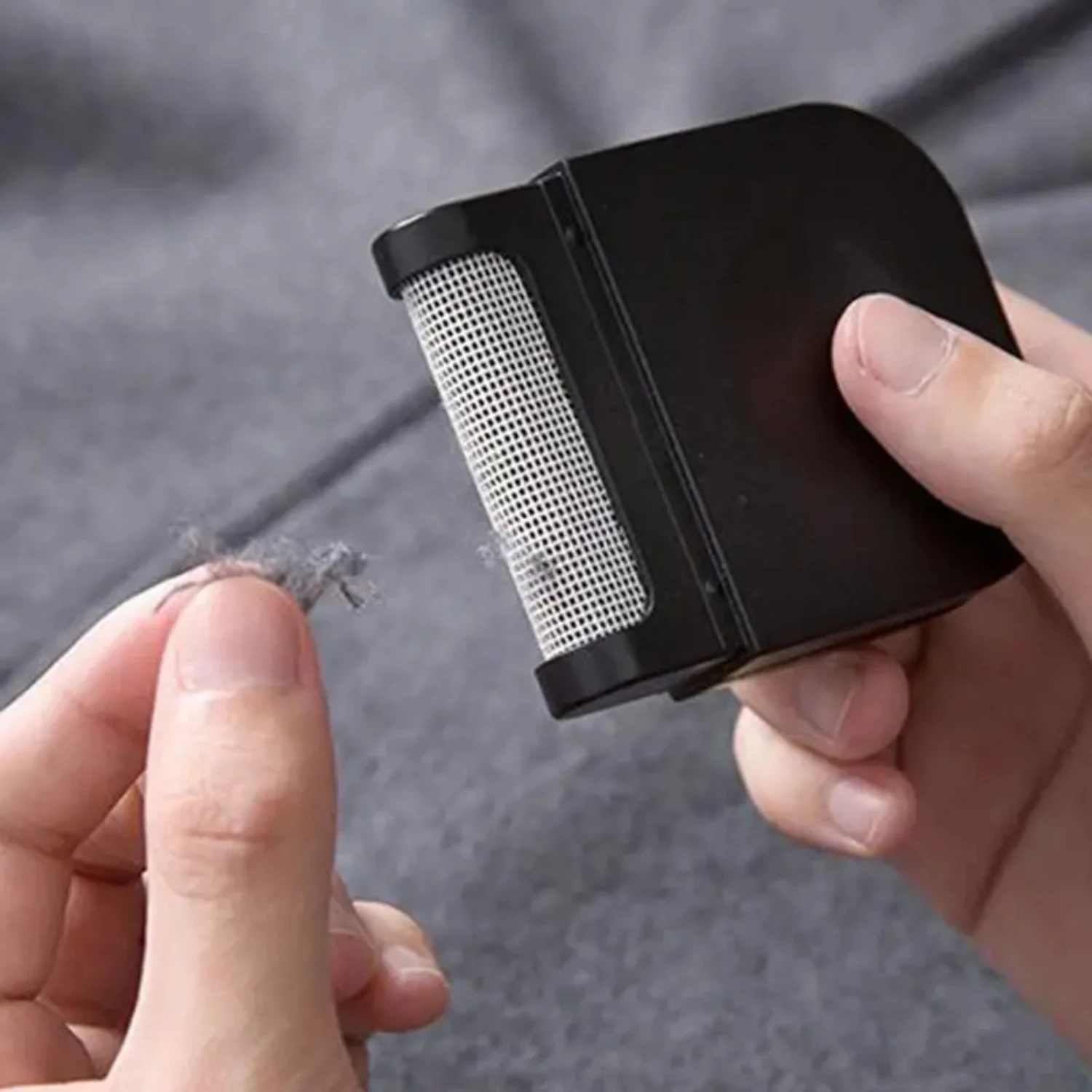 Efficient Portable Travel Hair Remover Shaver - Convenient Clothes and Hair Removal - Lightweight and Compact Design - 1pc
Efficient Portable Travel Hair Remover Shaver - Convenient Clothes and Hair Removal - Lightweight and Compact Design - 1pc