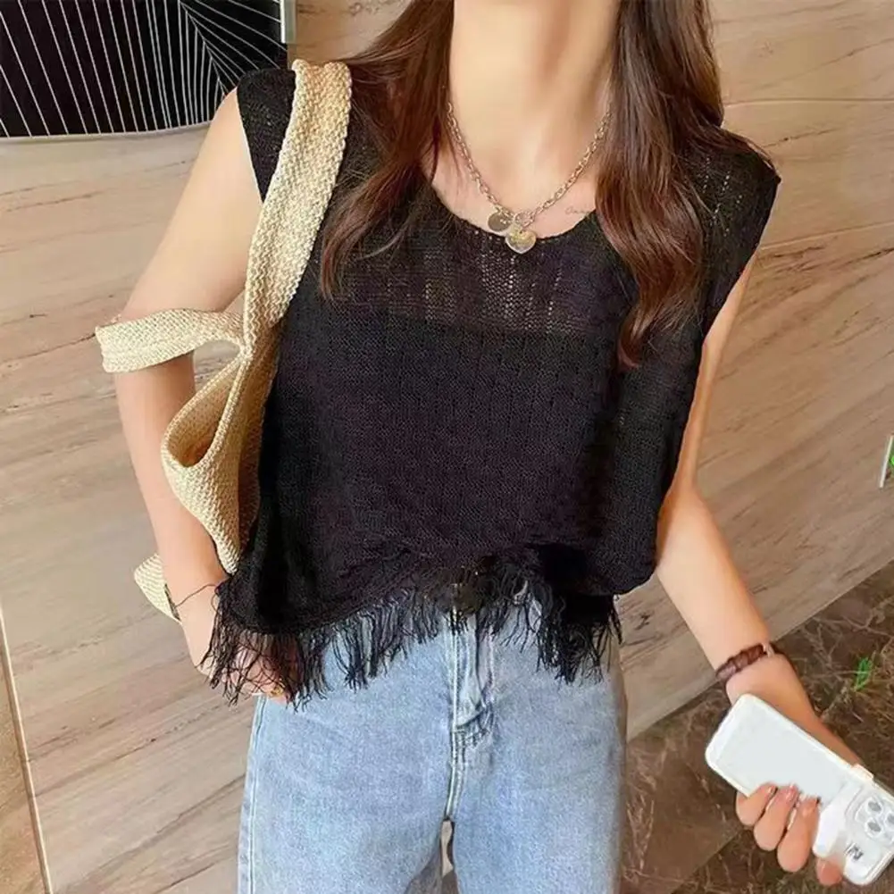 Elastic T-shirt Stylish Women's Tassel Hem Tank Tops Round Neck Solid Color Knit Camisole for Wear Loose Fit Vest with Chic
Elastic T-shirt Stylish Women's Tassel Hem Tank Tops Round Neck Solid Color Knit Camisole for Wear Loose Fit Vest with Chic