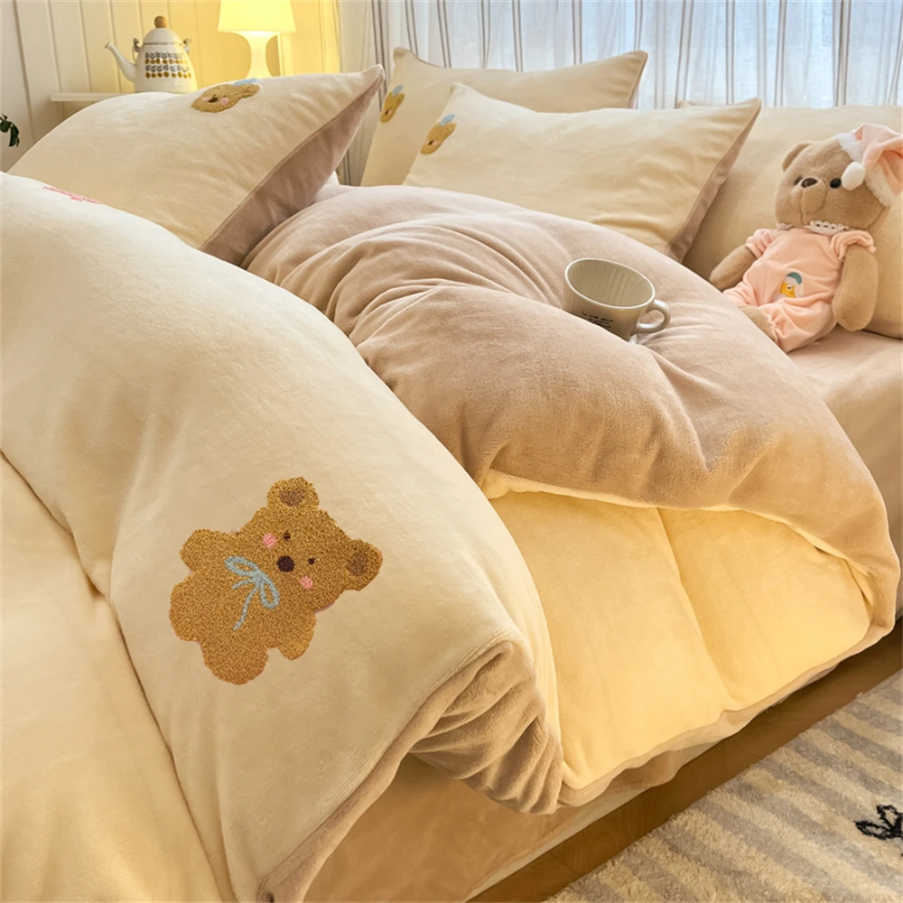 Cartoon Embroidery Bedding Set Milk Velvet Four-Piece Sets Soft Duvet Cover Home Coral Velvet Quilt Cover Bed Sheet Pillowcase
Cartoon Embroidery Bedding Set Milk Velvet Four-Piece Sets Soft Duvet Cover Home Coral Velvet Quilt Cover Bed Sheet Pillowcase