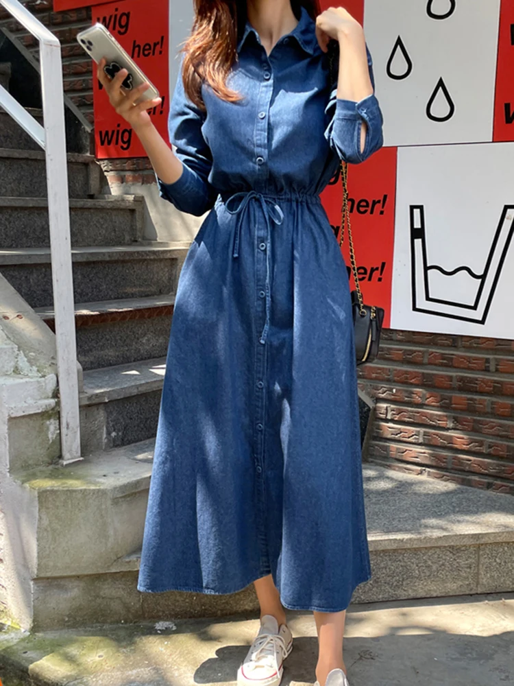 Vintage Classic Korean Fashion Denim Dress Women Loose Casual Single-Breasted Lace-Up Long Dress Pocket Maxi Dresses Female Y2K
Vintage Classic Korean Fashion Denim Dress Women Loose Casual Single-Breasted Lace-Up Long Dress Pocket Maxi Dresses Female Y2K