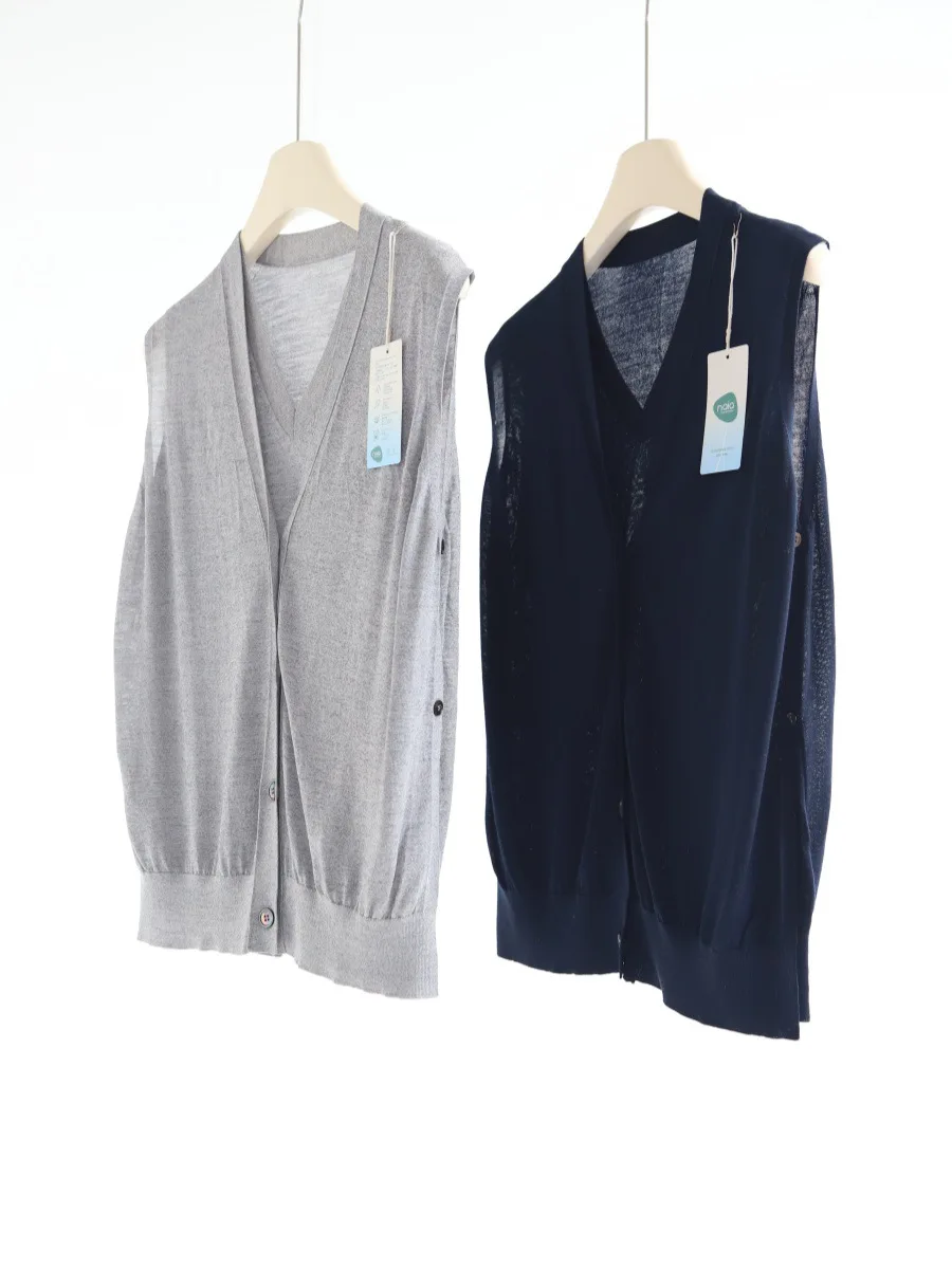 Dave&di V-neck Layered Vest Women's Summer Fashion Vintage Money Clip Design Minimalist Knitted Top
Dave&di V-neck Layered Vest Women's Summer Fashion Vintage Money Clip Design Minimalist Knitted Top