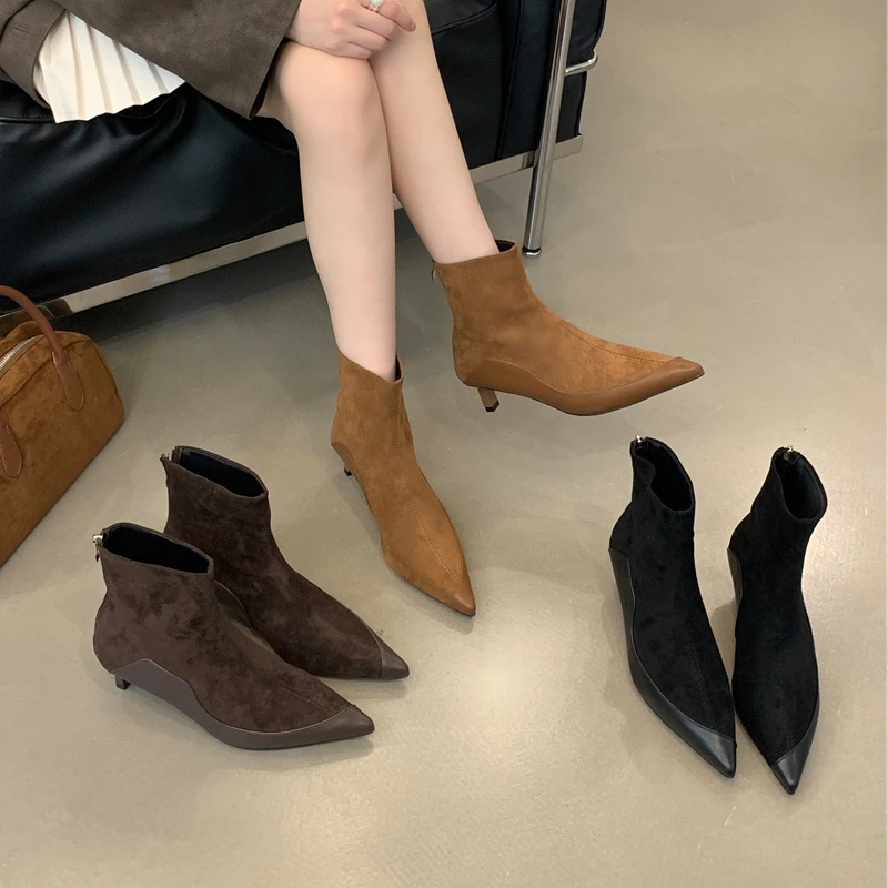 SUOJIALUN 2025 New Brand Women Ankle Boots Fashion Pointed Toe Ladies Elegant Short Boots Thin Low Heel Outdoor Dress Chelsea Bo
SUOJIALUN 2025 New Brand Women Ankle Boots Fashion Pointed Toe Ladies Elegant Short Boots Thin Low Heel Outdoor Dress Chelsea Bo