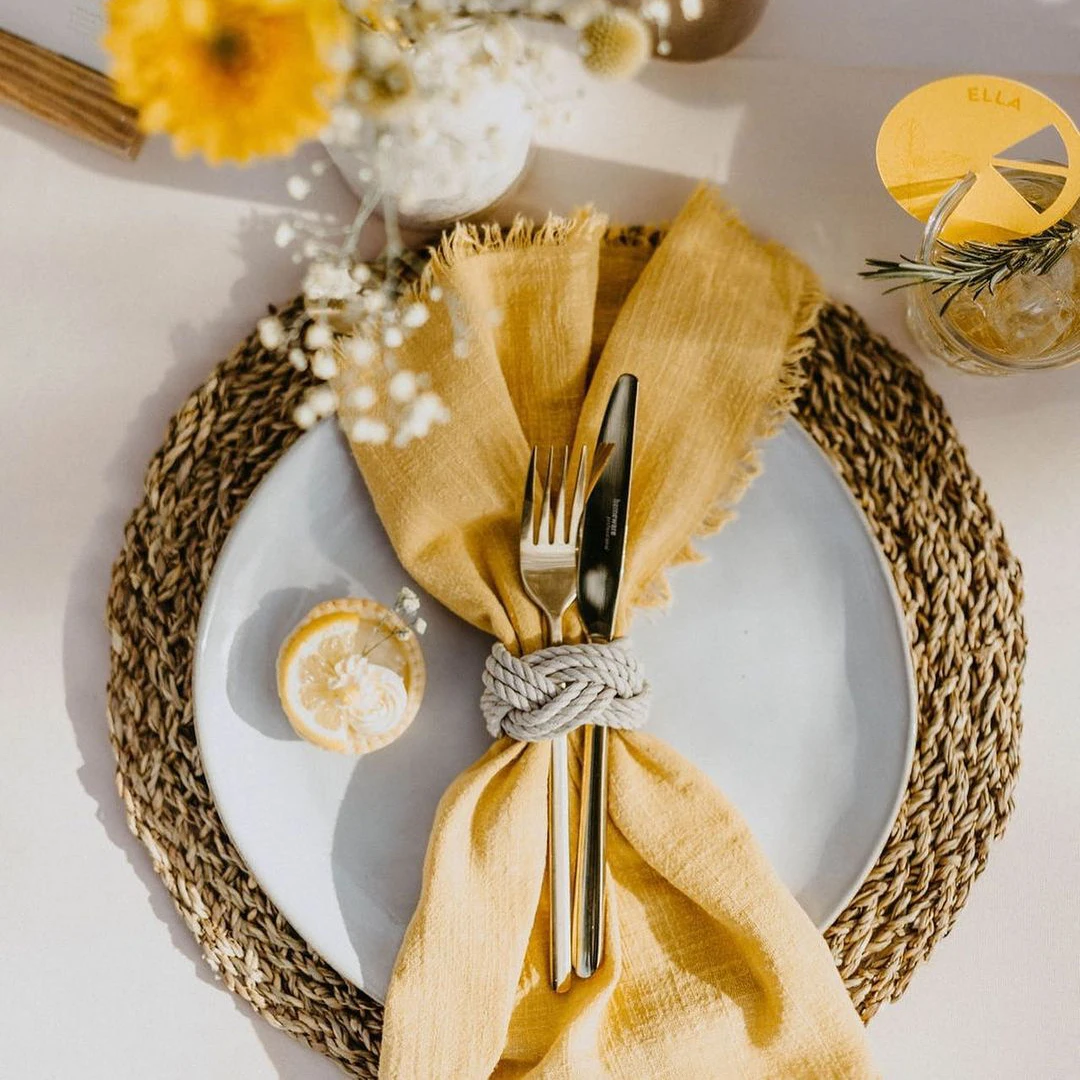 100pcs 32x32cm Gold Gauze Cotton Napkin Reusable Wedding Party Christmas Table Decor Retro Burrs napkins Wholesale
100pcs 32x32cm Gold Gauze Cotton Napkin Reusable Wedding Party Christmas Table Decor Retro Burrs napkins Wholesale