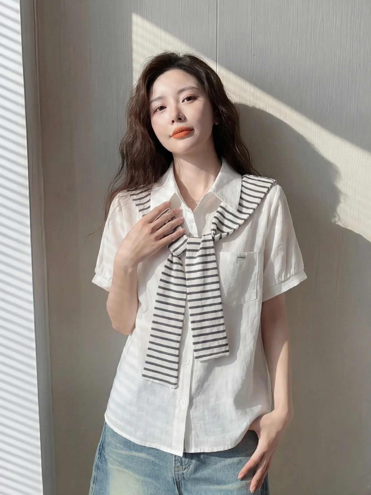 Korean Style Fake Two-Piece Shoulder Stripe Neck Shirt Women Summer Thin Short Sleeve Top Design Sense Breathable Skin-F...
Korean Style Fake Two-Piece Shoulder Stripe Neck Shirt Women Summer Thin Short Sleeve Top Design Sense Breathable Skin-F...