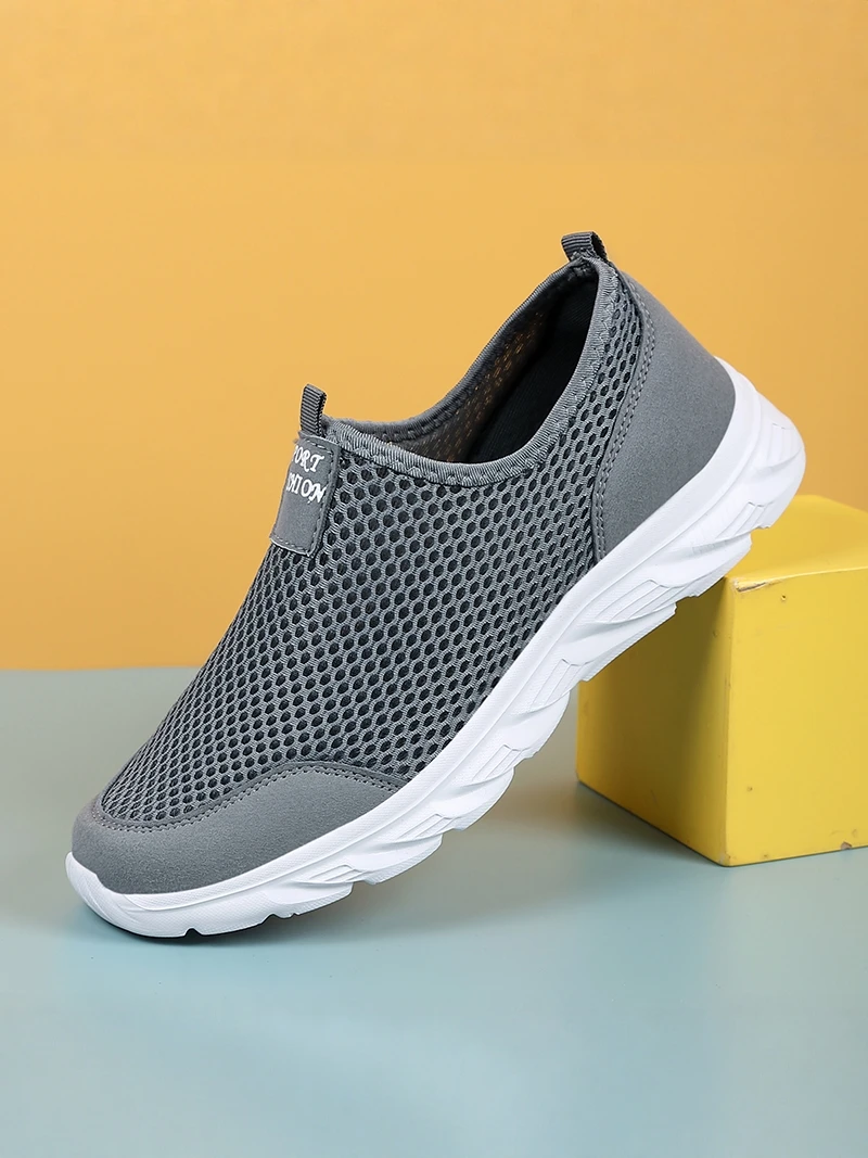 Men's Summer Breathable Mesh Soft Bottom Anti-slip Sports Walking Shoes Slip-On Beijing Style Cloth Shoes Comfortable Casual ...
Men's Summer Breathable Mesh Soft Bottom Anti-slip Sports Walking Shoes Slip-On Beijing Style Cloth Shoes Comfortable Casual ...