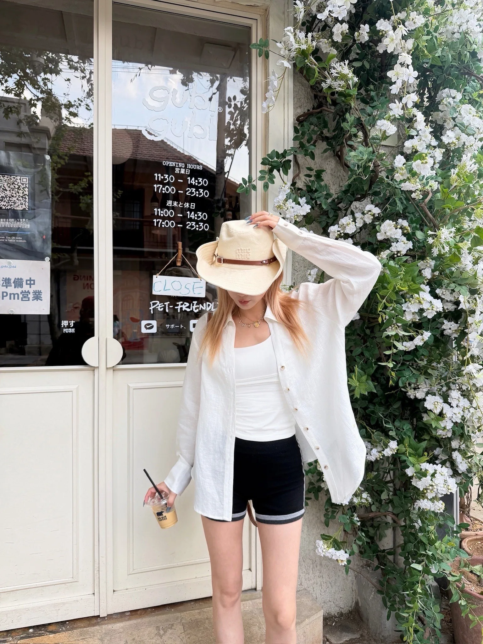 MungsEra High Waist Knitted Short Pants Color Block Design Lengthening Legs Effect Black High Waist Shorties for Women
MungsEra High Waist Knitted Short Pants Color Block Design Lengthening Legs Effect Black High Waist Shorties for Women