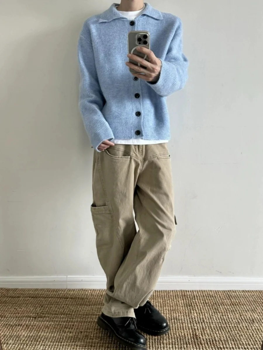 Осенне-зимний вязаный кардиган свободного кроя с отложным воротником и узором в клетку, для пар
Осенне-зимний вязаный кардиган свободного кроя с отложным воротником и узором в клетку, для пар