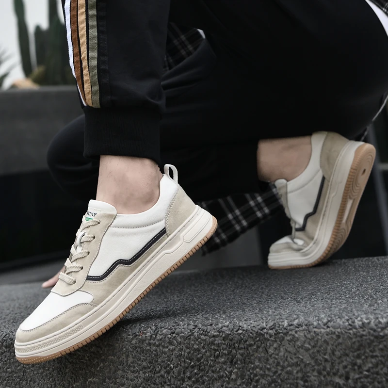 New Top Layer Cowhide Casual Board Shoes Low Top Men's Shoes Fashionable Outdoor Comfortable Lace Up Sports and Leisure Shoes
New Top Layer Cowhide Casual Board Shoes Low Top Men's Shoes Fashionable Outdoor Comfortable Lace Up Sports and Leisure Shoes