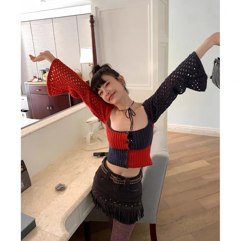 Korean Spring and Summer Retro Style Round Neck Lace Hollow Design with Split Back Sleeveless Knitted Tank Top Sweater
Korean Spring and Summer Retro Style Round Neck Lace Hollow Design with Split Back Sleeveless Knitted Tank Top Sweater