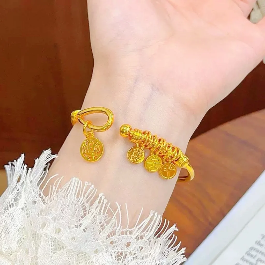 Women's 24K Gold AU999 Peace & Joy Open Bangle | Double-sided Ming Dynasty patterns, Hanfu elegance
Women's 24K Gold AU999 Peace & Joy Open Bangle | Double-sided Ming Dynasty patterns, Hanfu elegance