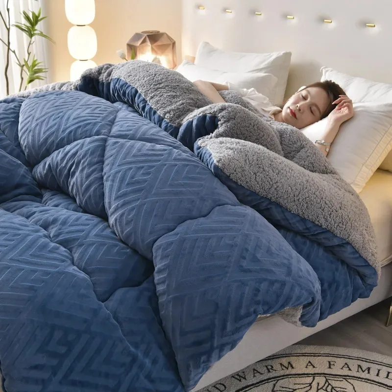 Autumn Winter Fleece Quilt Fluffy Warm Coral Flannel Casual Comforter Core for Bedroom Sofa Bed Soft Thickness Throw Blankets
Autumn Winter Fleece Quilt Fluffy Warm Coral Flannel Casual Comforter Core for Bedroom Sofa Bed Soft Thickness Throw Blankets