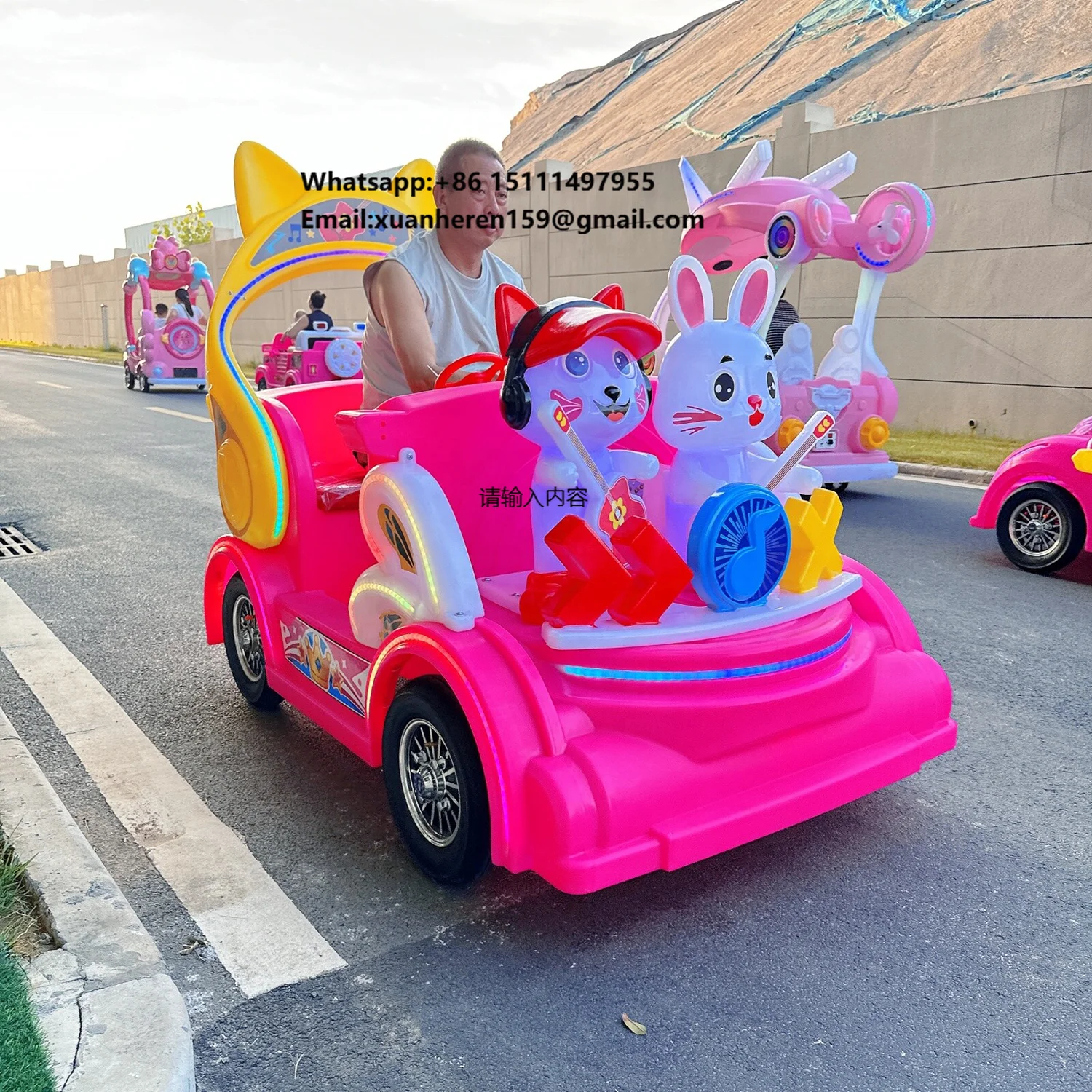 Super Fun Amusement Park Car Children Games New Design Electric Bumper Car with Colorful Lights Portable Amusement Ride for Mall
Super Fun Amusement Park Car Children Games New Design Electric Bumper Car with Colorful Lights Portable Amusement Ride for Mall