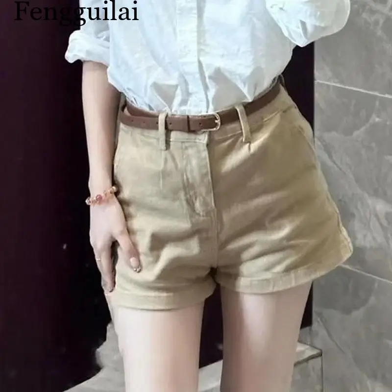 Khaki Casual Shorts for Women Summer All-Match Stretch Denim Straight Shorts Ladies Korean Simple with Belt Hot Short Pants
Khaki Casual Shorts for Women Summer All-Match Stretch Denim Straight Shorts Ladies Korean Simple with Belt Hot Short Pants