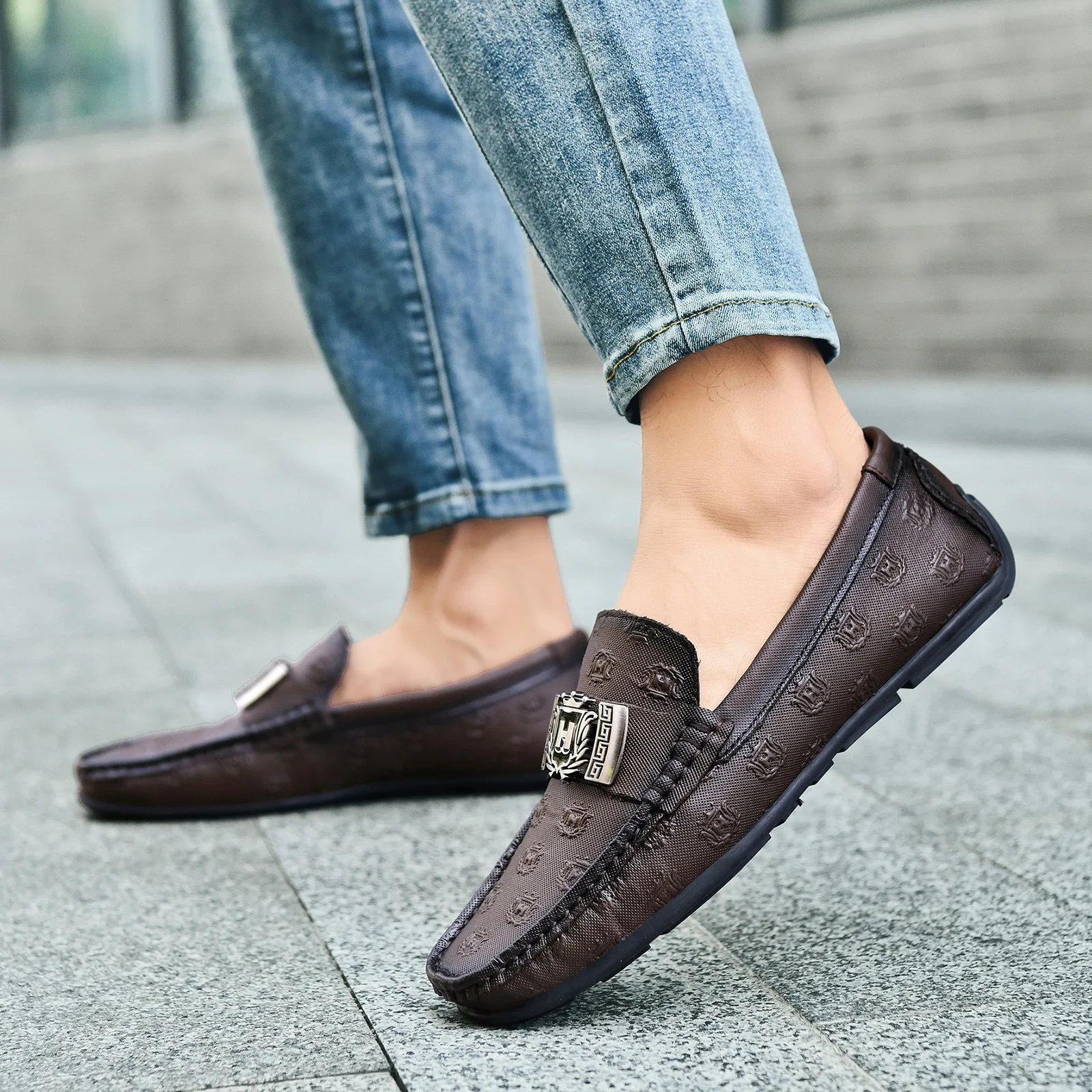 Мужская обувь, новые мягкие прогулочные туфли высокого качества на плоской подошве, мужские универсальные лоферы, легкая мужская деловая обувь из натуральной кожи
Мужская обувь, новые мягкие прогулочные туфли высокого качества на плоской подошве, мужские универсальные лоферы, легкая мужская деловая обувь из натуральной кожи