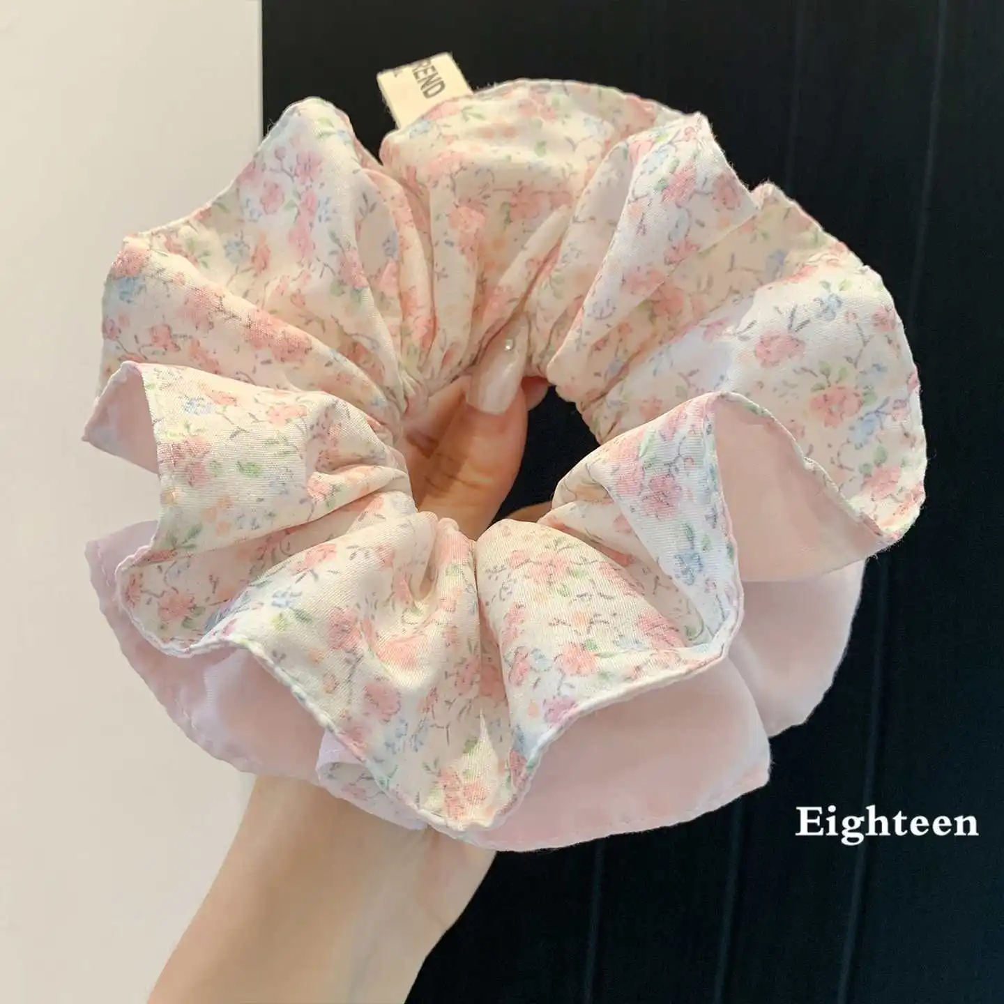 New Summer Sweet Fresh French Floral Fairy Lace Elastic Scrunchy Set for Women Hair Accessory Premium Portable
New Summer Sweet Fresh French Floral Fairy Lace Elastic Scrunchy Set for Women Hair Accessory Premium Portable