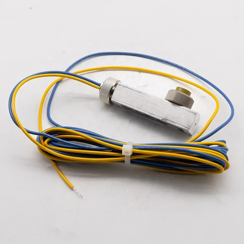 Fireye UV7R4 flame detection UV electric eye UV flame detector from the United States
Fireye UV7R4 flame detection UV electric eye UV flame detector from the United States