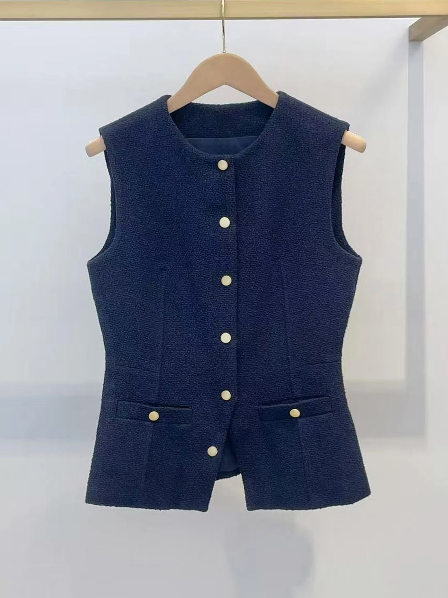 M Home Nan You: Новая летняя женская майка-топ в стиле французского шика с утягивающим эффектом на талии, модная повседневная модель
M Home Nan You: Новая летняя женская майка-топ в стиле французского шика с утягивающим эффектом на талии, модная повседневная модель