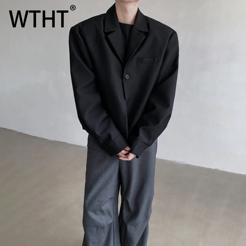 WTHT Fashion Men's Solid Color Shoulder Pads Blazer Coats Trendy Single Buckle Long Sleeves Jackets Male 2025 Summer 2A01000
WTHT Fashion Men's Solid Color Shoulder Pads Blazer Coats Trendy Single Buckle Long Sleeves Jackets Male 2025 Summer 2A01000
