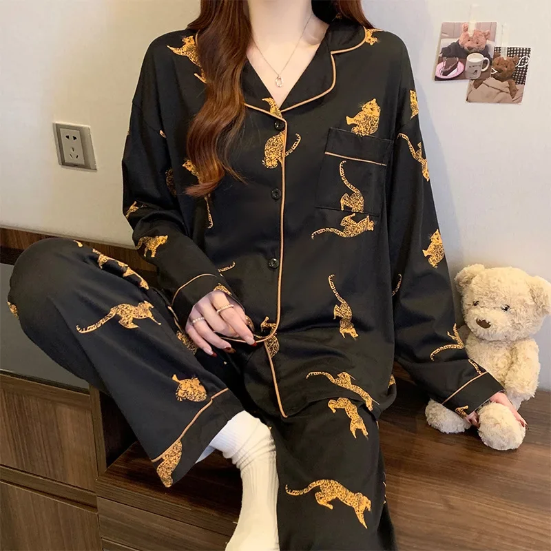 Women's Spring and Fall New Korean Advanced Sense of Leopard Pajamas Homewear Set Girls Casual Long-Sleeved Pajamas Homewear Set
Women's Spring and Fall New Korean Advanced Sense of Leopard Pajamas Homewear Set Girls Casual Long-Sleeved Pajamas Homewear Set