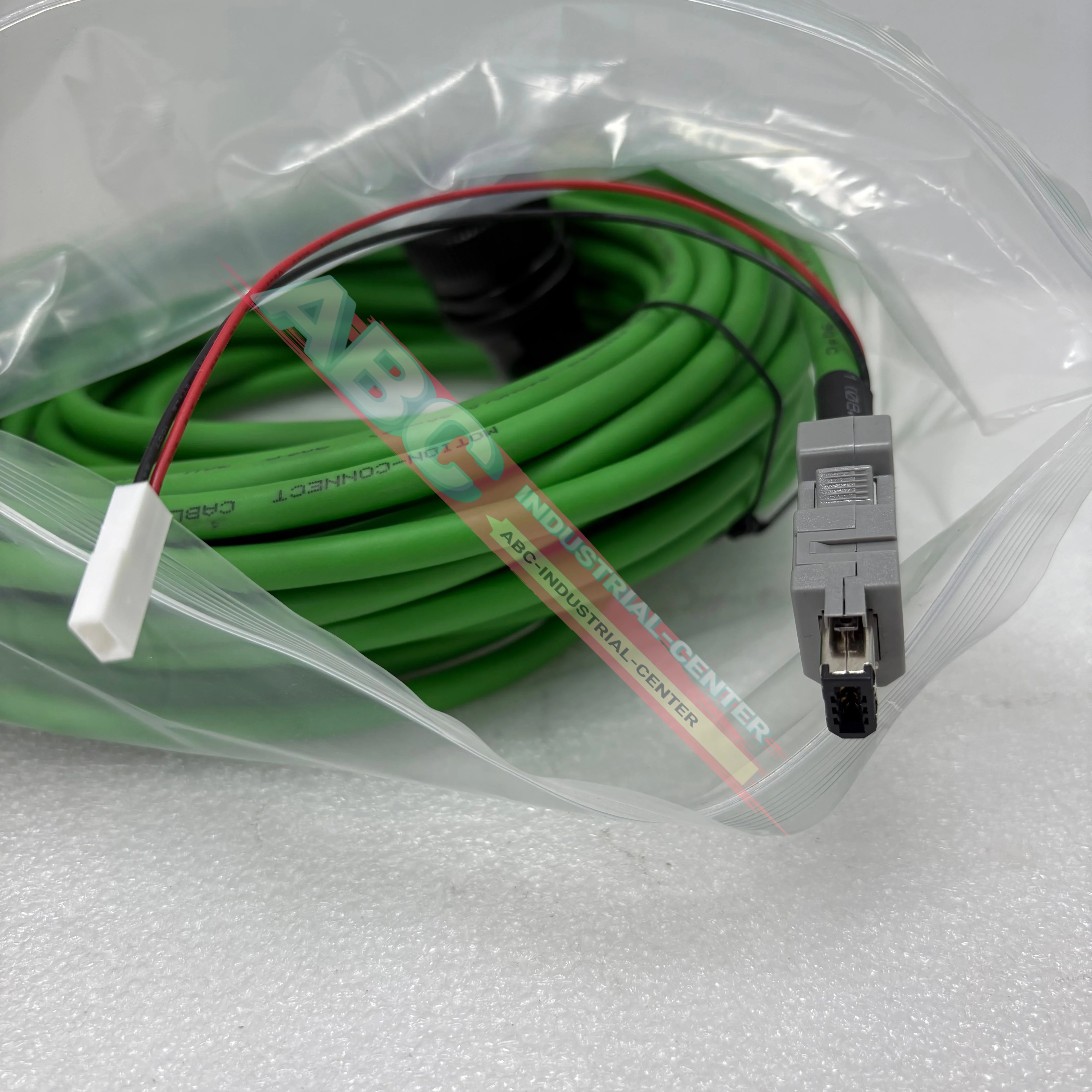 Новый кабель энкодера S6-L-P121-15.0-T-TTS оригинал
Новый кабель энкодера S6-L-P121-15.0-T-TTS оригинал