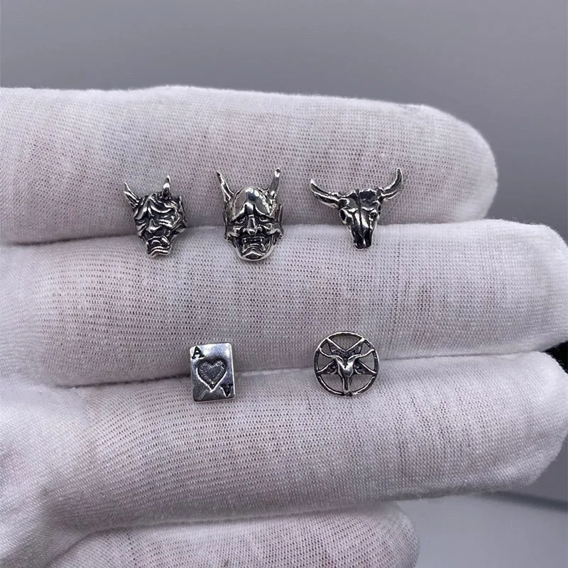 Vintage Goth Punk Pentacle Prajna Skull Stud Earrings for Men Women's Silver Plated Poker Earrings Rock Hip Hop Jewelry Gifts
Vintage Goth Punk Pentacle Prajna Skull Stud Earrings for Men Women's Silver Plated Poker Earrings Rock Hip Hop Jewelry Gifts