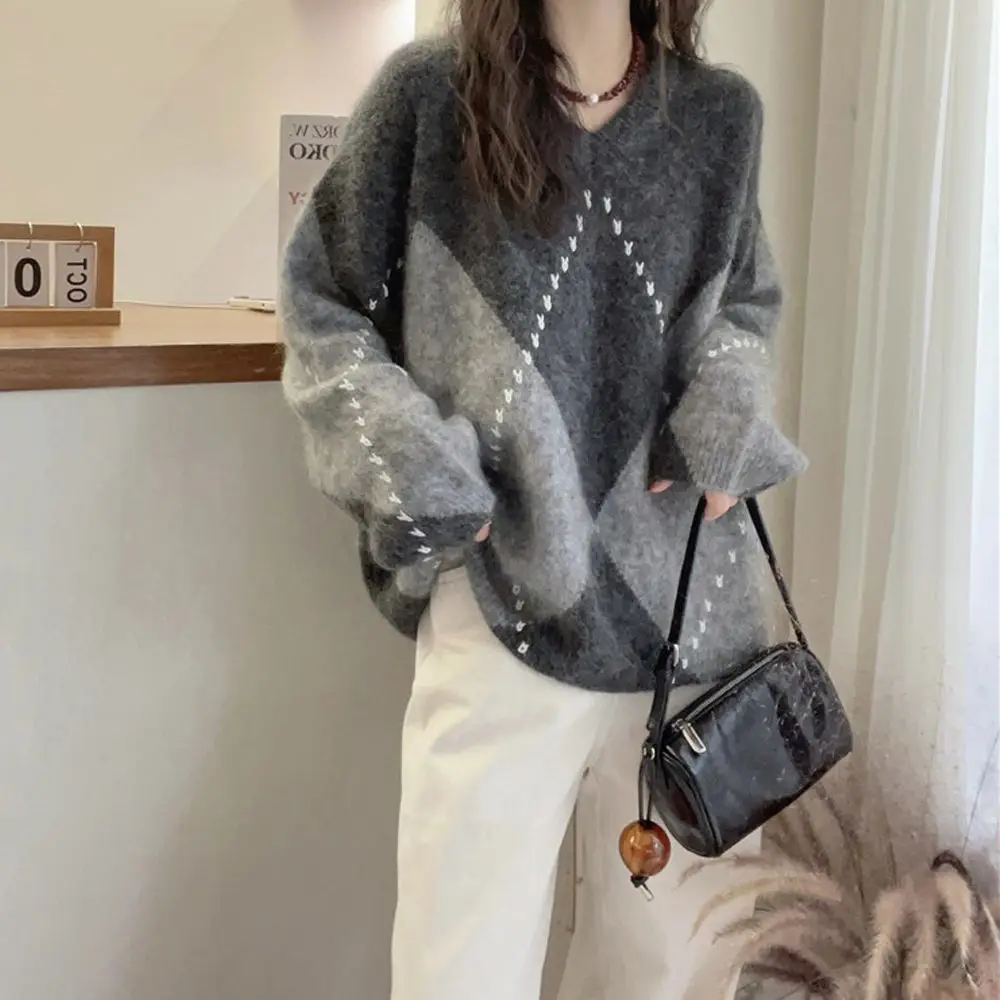 2026 Plus Size Autumn Winter New Fashion Retro Collar Sweater Women Loose Lazy Style Knitted Top Versatile Trendy
2026 Plus Size Autumn Winter New Fashion Retro Collar Sweater Women Loose Lazy Style Knitted Top Versatile Trendy