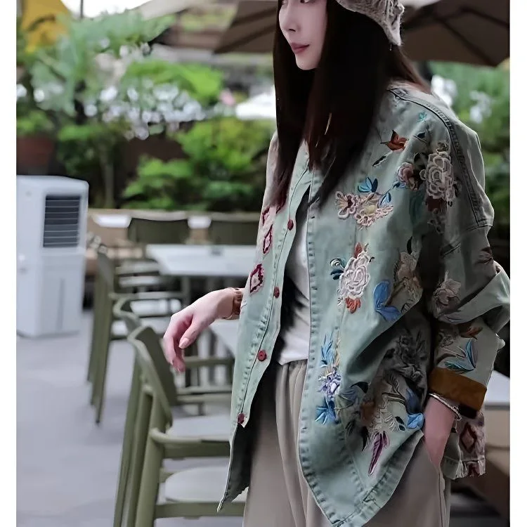 Retro Blue Floral Embroidery round Neck Splicing Denim Jacket Spring 2026 New Style Unique Small Fragrance Style Outerwear
Retro Blue Floral Embroidery round Neck Splicing Denim Jacket Spring 2026 New Style Unique Small Fragrance Style Outerwear
