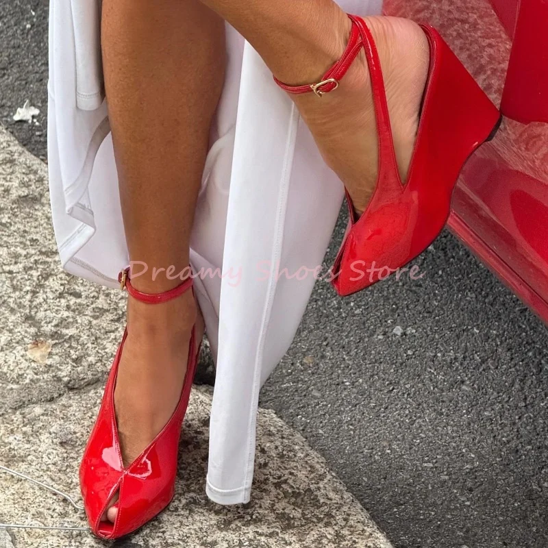 Red Patent Leather Buckle Strap Wedges Sandals Women Peep Toe Slip On Pointed High Heels Sexy Fashion Party Banquet Sandals New
Red Patent Leather Buckle Strap Wedges Sandals Women Peep Toe Slip On Pointed High Heels Sexy Fashion Party Banquet Sandals New