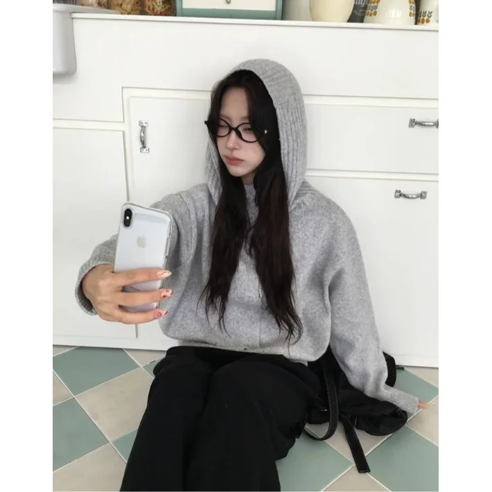 Ladies' Loose Fit High Collar Knitted Cardigan with Hood Autumn Winter Casual Anti-Aging Soft Cozy Sweater Jaet for Women
Ladies' Loose Fit High Collar Knitted Cardigan with Hood Autumn Winter Casual Anti-Aging Soft Cozy Sweater Jaet for Women