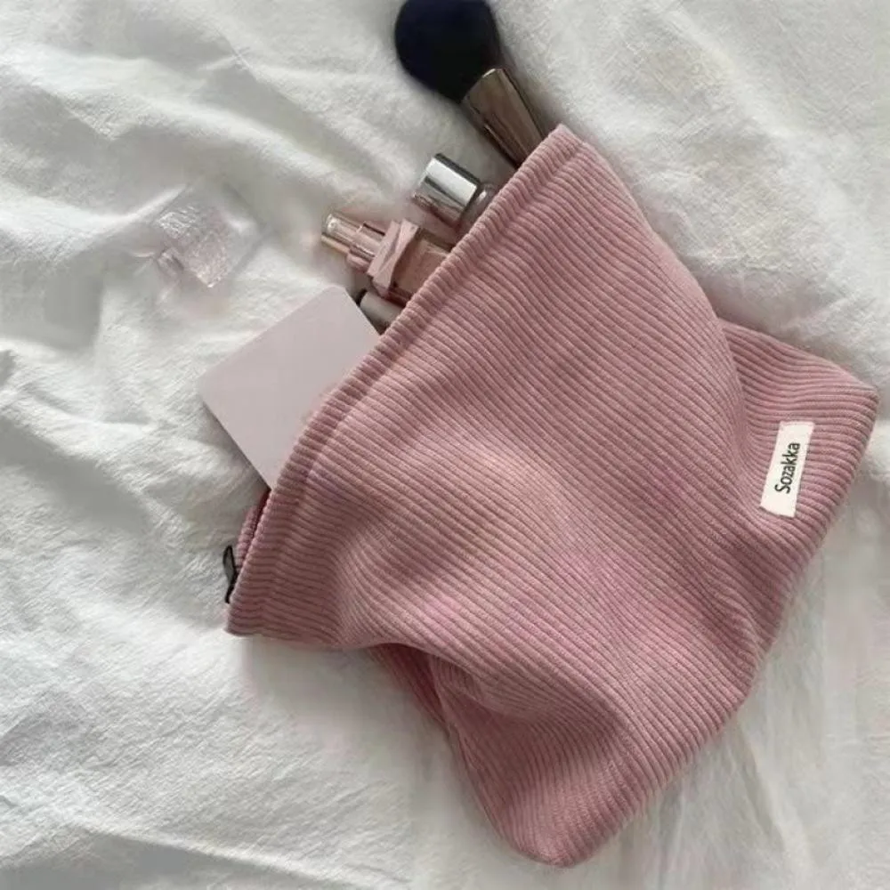 Travel Cosmetic Bag Portable Corduroy Makeup Storage Zipper Bag Purses Women Large Capacity Make Up Organizer Storage Clutch New
Travel Cosmetic Bag Portable Corduroy Makeup Storage Zipper Bag Purses Women Large Capacity Make Up Organizer Storage Clutch New