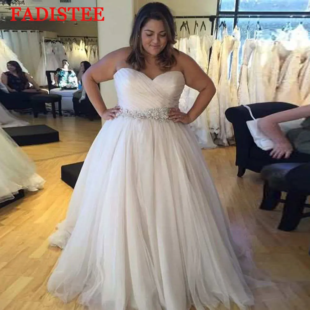Customized Plus Size Vestido Novia Tulle Pleats Strapless Wedding Dress Bride To Be Long Frock Floor Length Lace Robe De Mariage
Customized Plus Size Vestido Novia Tulle Pleats Strapless Wedding Dress Bride To Be Long Frock Floor Length Lace Robe De Mariage