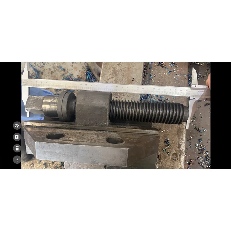 C61100 C61125 Lathe chuck screw T42 * 6
C61100 C61125 Lathe chuck screw T42 * 6