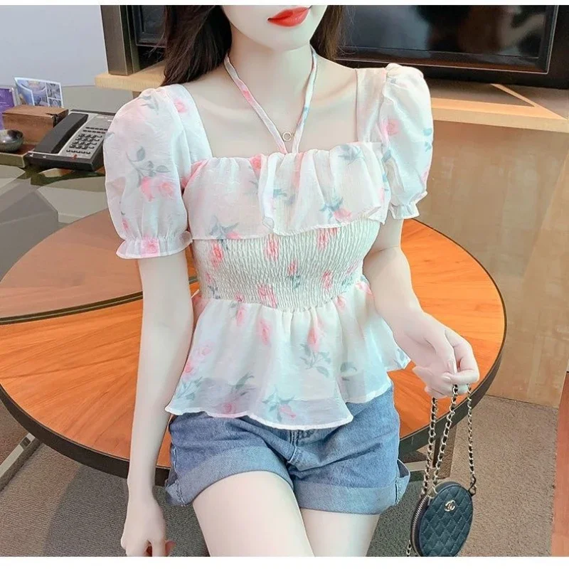 Fashion Short-sleeved Shirt for Women Short Chiffon Tops Niche Square Collar Slim
Fashion Short-sleeved Shirt for Women Short Chiffon Tops Niche Square Collar Slim