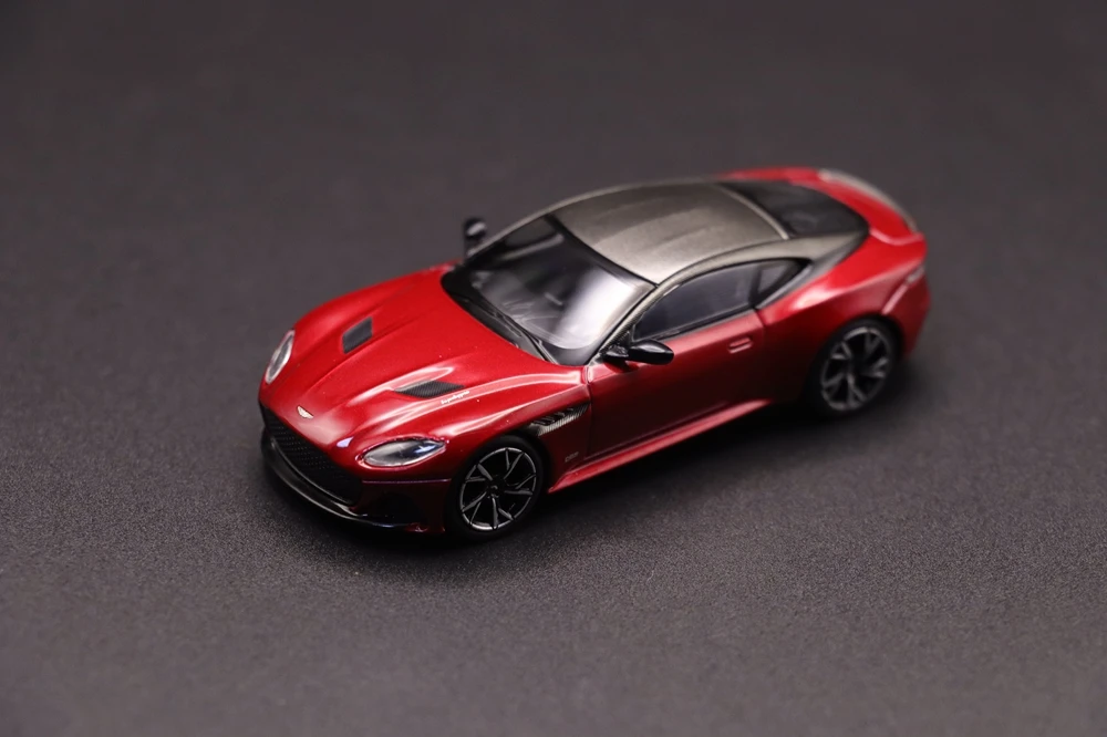 1/64 MINGT 1065 DBS красный, новый, в наличии.
1/64 MINGT 1065 DBS красный, новый, в наличии.