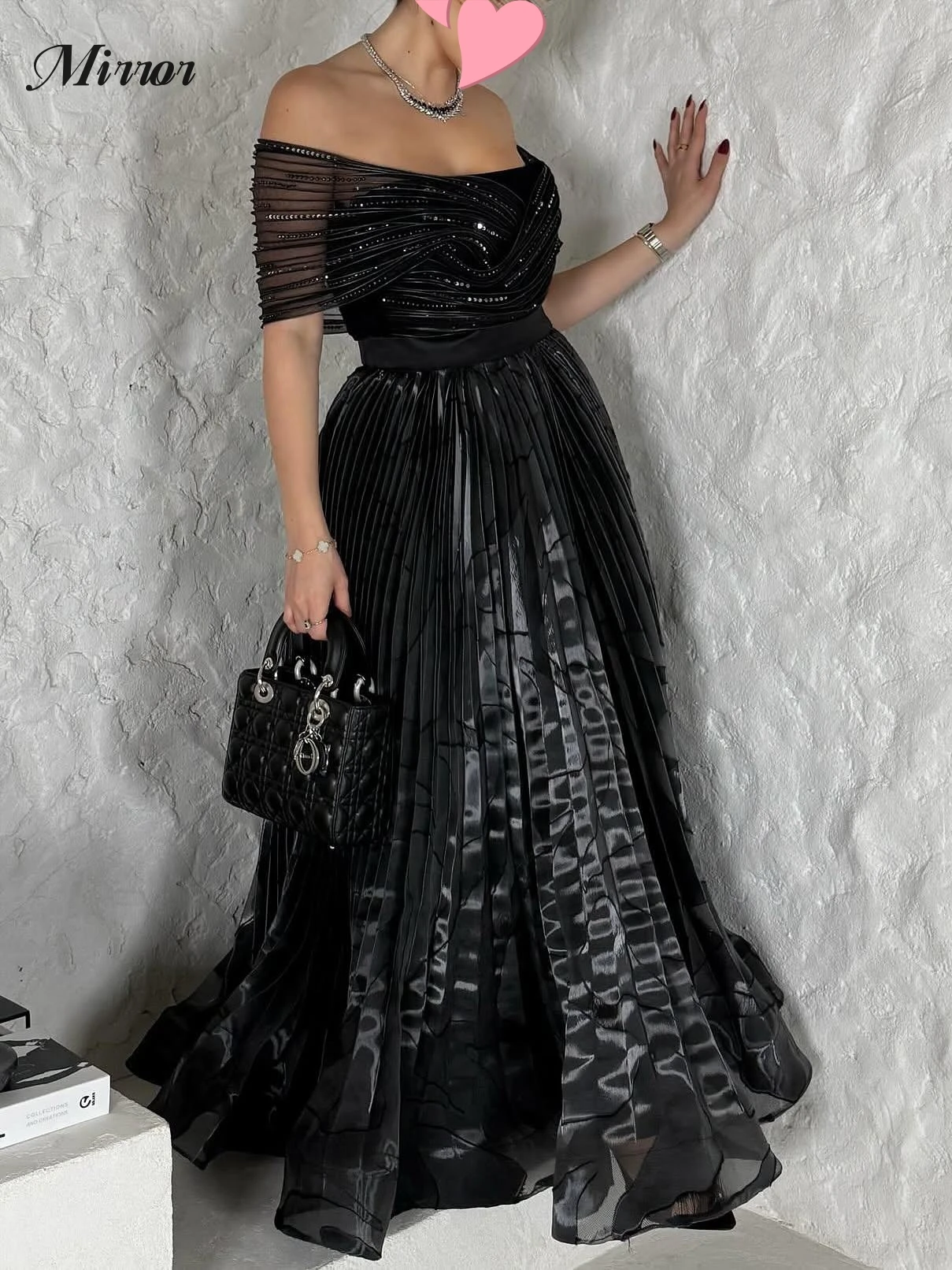 Mirror Dress Elegant Vintage Sexy Black Beads Crystal Shiny A-Line Customize Formal Occasion Prom Dress Evening Party Gowns
Mirror Dress Elegant Vintage Sexy Black Beads Crystal Shiny A-Line Customize Formal Occasion Prom Dress Evening Party Gowns