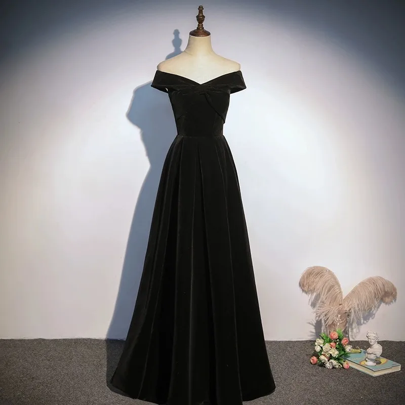 Vintage Velour Evening Dresses Chic Off The Shoulder Formal Evening Party Dress Classic A-line Vestidos De Noche
Vintage Velour Evening Dresses Chic Off The Shoulder Formal Evening Party Dress Classic A-line Vestidos De Noche