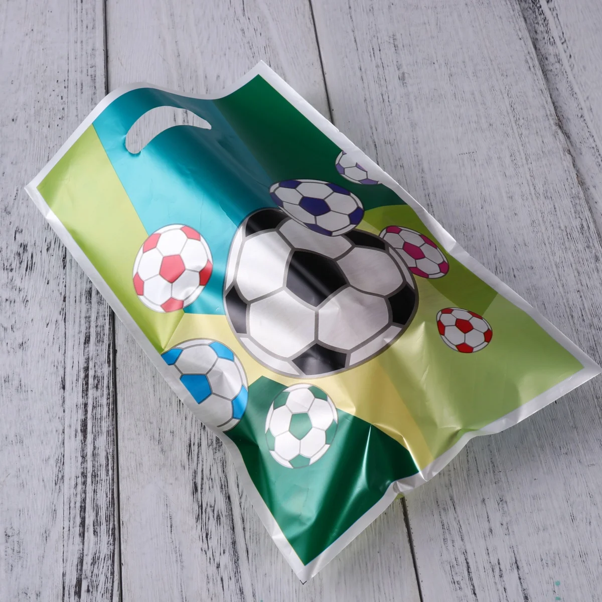 6pcs Football Themed Gift Green Soccer Treat Party Favor Snack Bags Youthful Printed Waterproof PE Coating Integrated Handle
6pcs Football Themed Gift Green Soccer Treat Party Favor Snack Bags Youthful Printed Waterproof PE Coating Integrated Handle