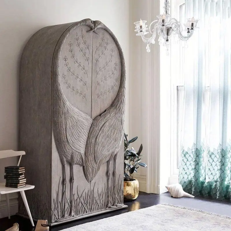 Light luxury clothing storage cabinet retro carved clothing cabinet
Light luxury clothing storage cabinet retro carved clothing cabinet