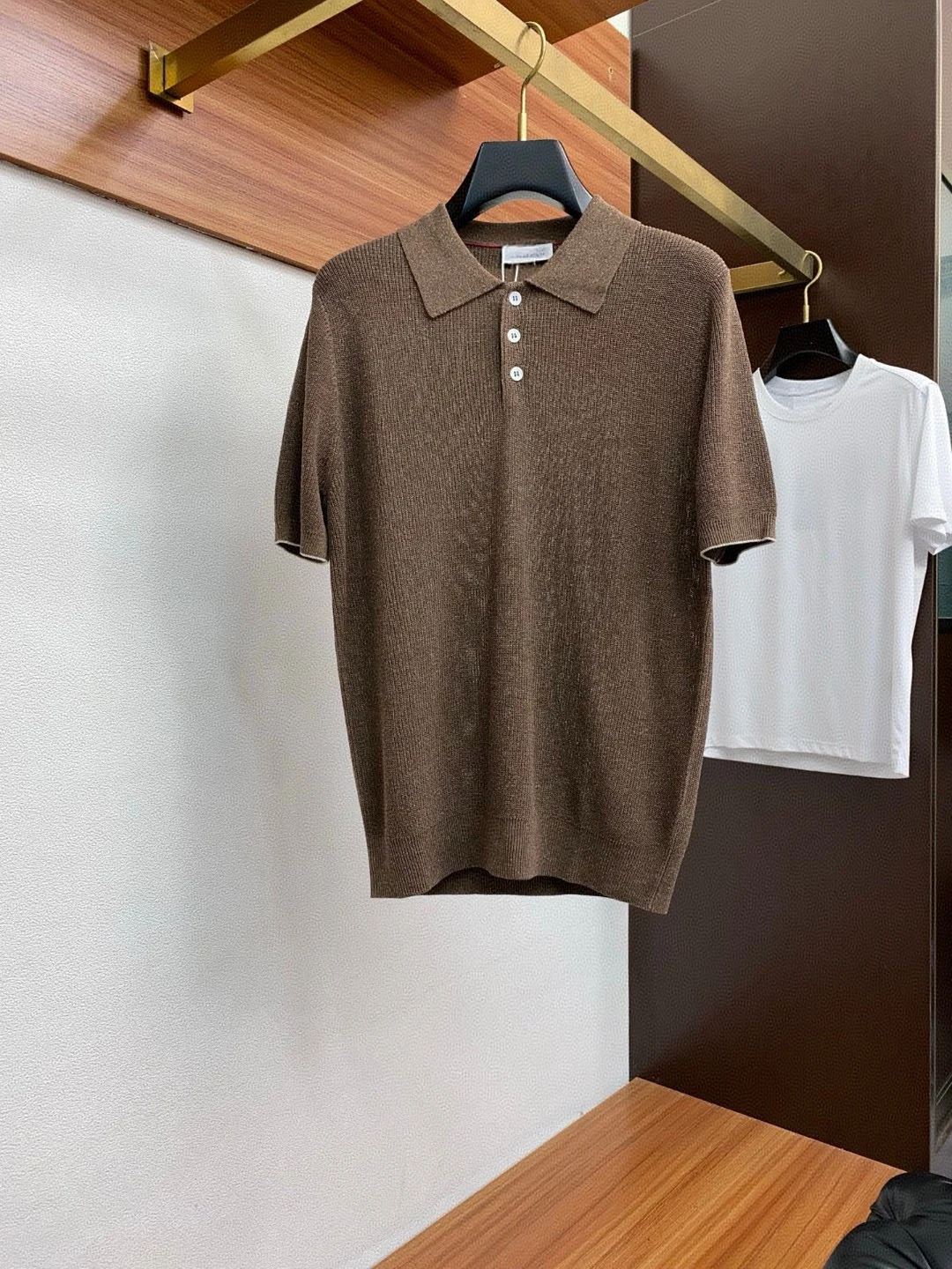 BC summer linen mixed cotton lapel short-sleeved simple polo shirt
BC summer linen mixed cotton lapel short-sleeved simple polo shirt