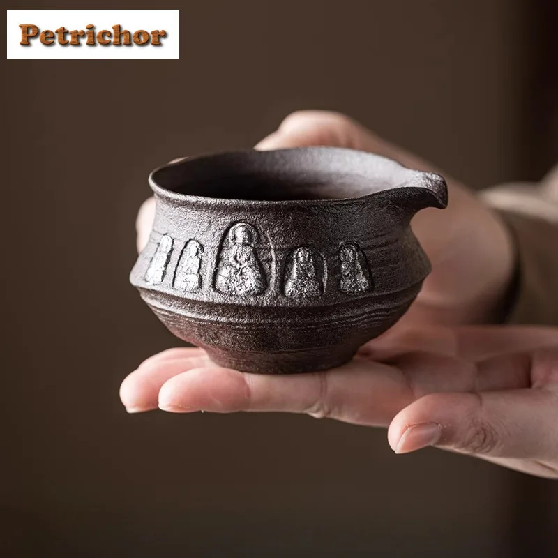 140 мл Old Rock Clay Dunhuang Phaseless Позолоченный серебряный кувшин для чая Pour Tea Cha Hai Диспенсер Чашка правосудия Яркая кружка Чайные предметы Ремесло
140 мл Old Rock Clay Dunhuang Phaseless Позолоченный серебряный кувшин для чая Pour Tea Cha Hai Диспенсер Чашка правосудия Яркая кружка Чайные предметы Ремесло