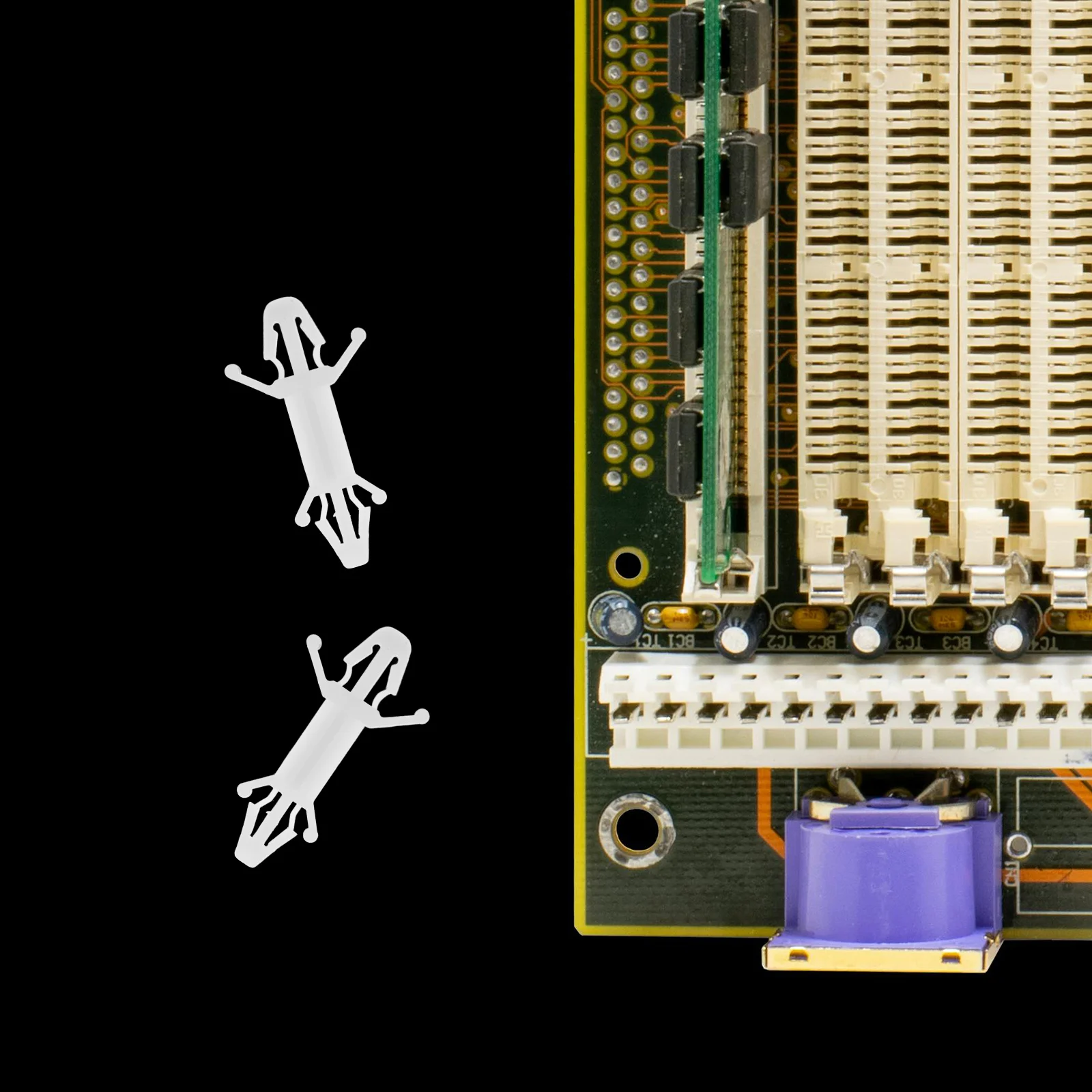 100Pcs Nylon Pcb Board Mount Support Creative Locking Design Pcb Spacer Support for Circuit Board Fixing and Mounting
100Pcs Nylon Pcb Board Mount Support Creative Locking Design Pcb Spacer Support for Circuit Board Fixing and Mounting