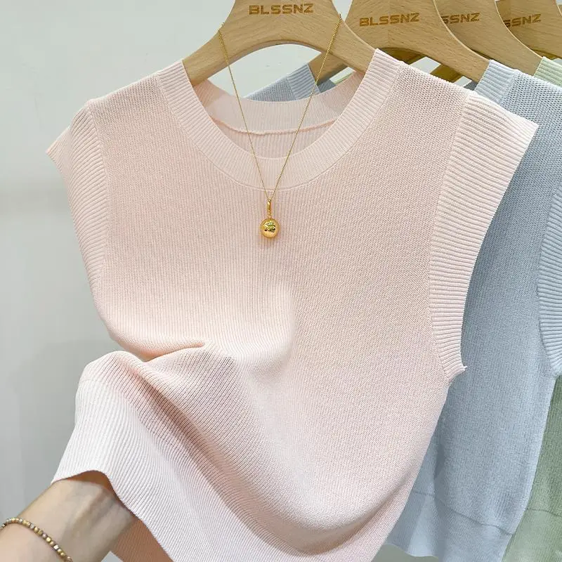 Pink Round Neck Small Flying Sleeve Knitted Sweater Women's Short Sleeve Summer 2025 New Ice Silk Thin Vest Sleeveless Top
Pink Round Neck Small Flying Sleeve Knitted Sweater Women's Short Sleeve Summer 2025 New Ice Silk Thin Vest Sleeveless Top
