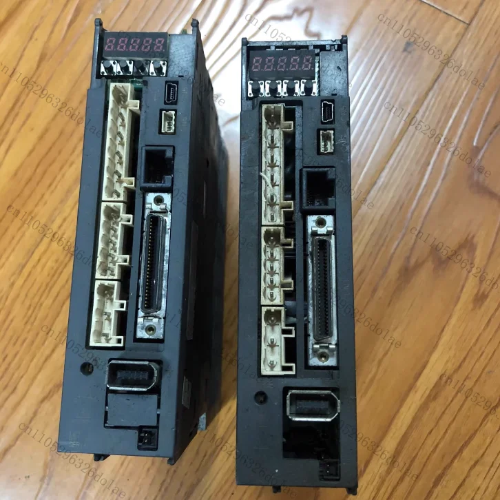 1pcs Servo Driver MR-j3-60A Tested OK
1pcs Servo Driver MR-j3-60A Tested OK