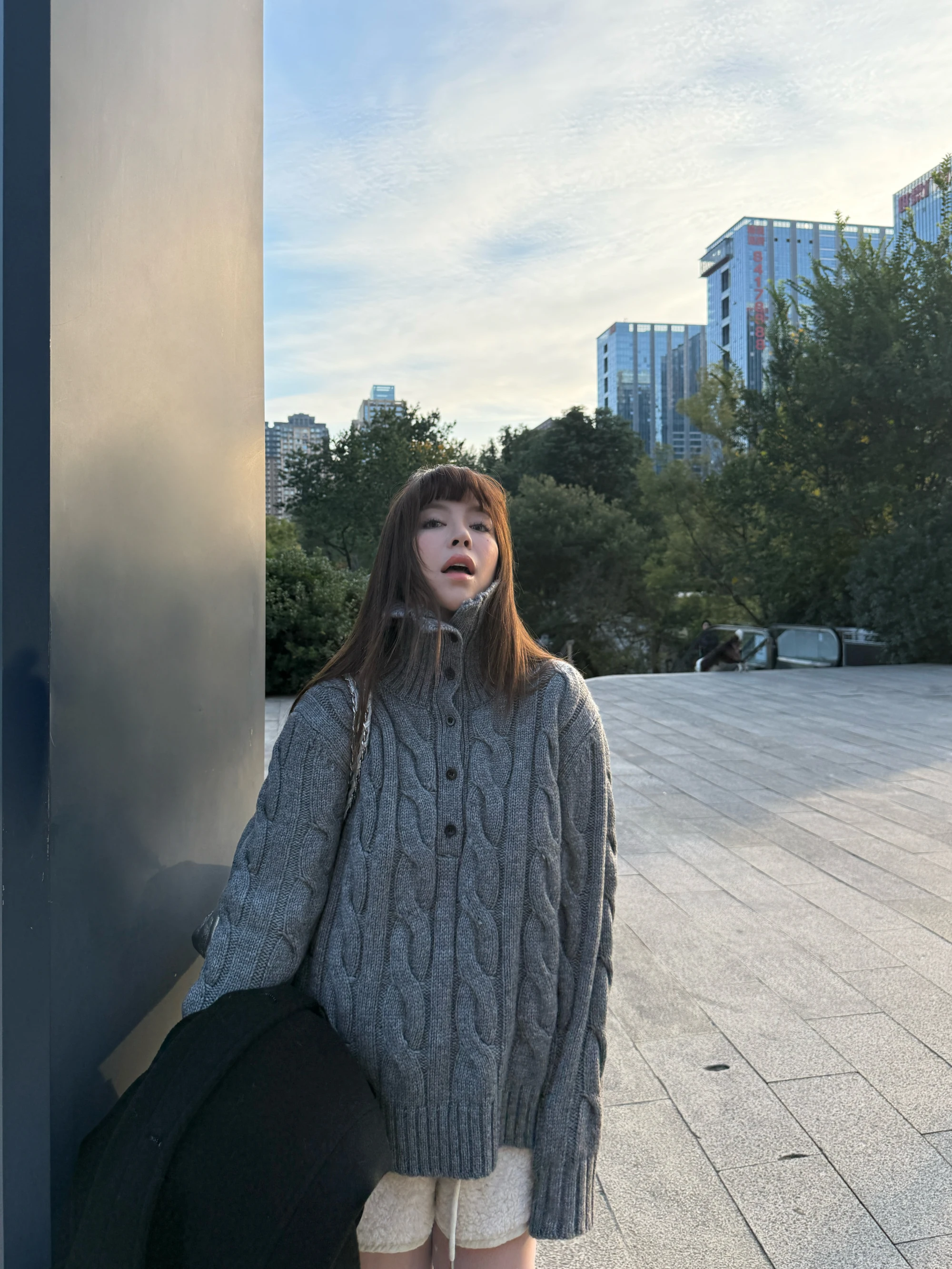 Retro Twist Knit Sweater f High Ne Loose Lazy Woolen Top Soft Long Sve Women's Casual Knittedwear Winter Faion
Retro Twist Knit Sweater f High Ne Loose Lazy Woolen Top Soft Long Sve Women's Casual Knittedwear Winter Faion