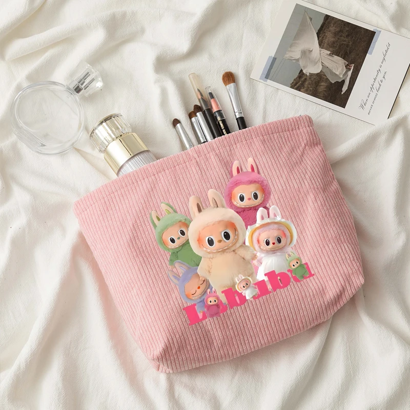 Kawaii Labubu косметичка для девочек большой емкости органайзер для путешествий портативная косметичка для хранения туалетных принадлежностей подарок водонепроницаемый чехол-кошелек
Kawaii Labubu косметичка для девочек большой емкости органайзер для путешествий портативная косметичка для хранения туалетных принадлежностей подарок водонепроницаемый чехол-кошелек